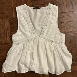 Zara Cream Lace Detail Sleeveless Blouse